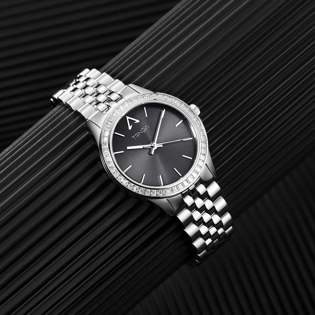 Trnda Women's Stainless Steel Watch, Gray Dial | Trn-Ss32-Gd